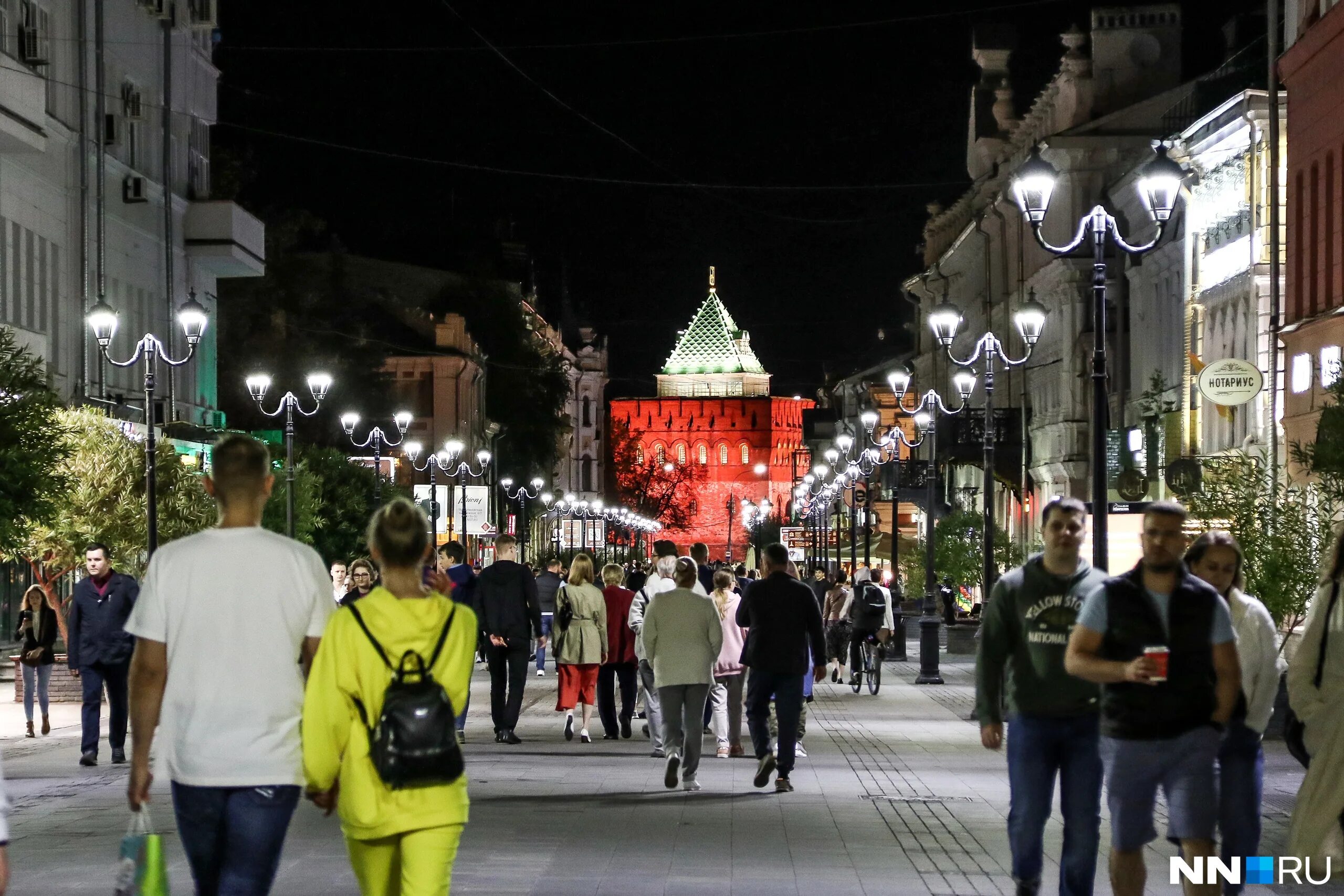 нижний новгород. виды нижнего новгорода. нижний новгород проживает людей. нижний новгород население. нижний новгород.