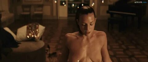 Alice Pagani sexy, Kasia Smutniak nude, Euridice Axen nude - Loro (2018) .