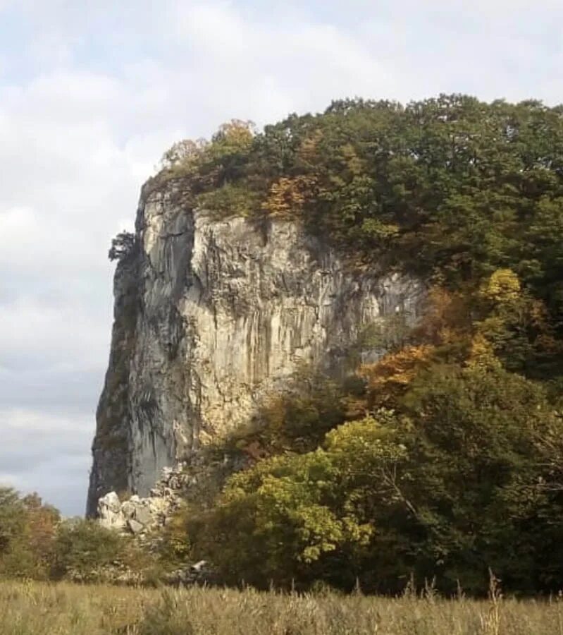 скала пржевальского