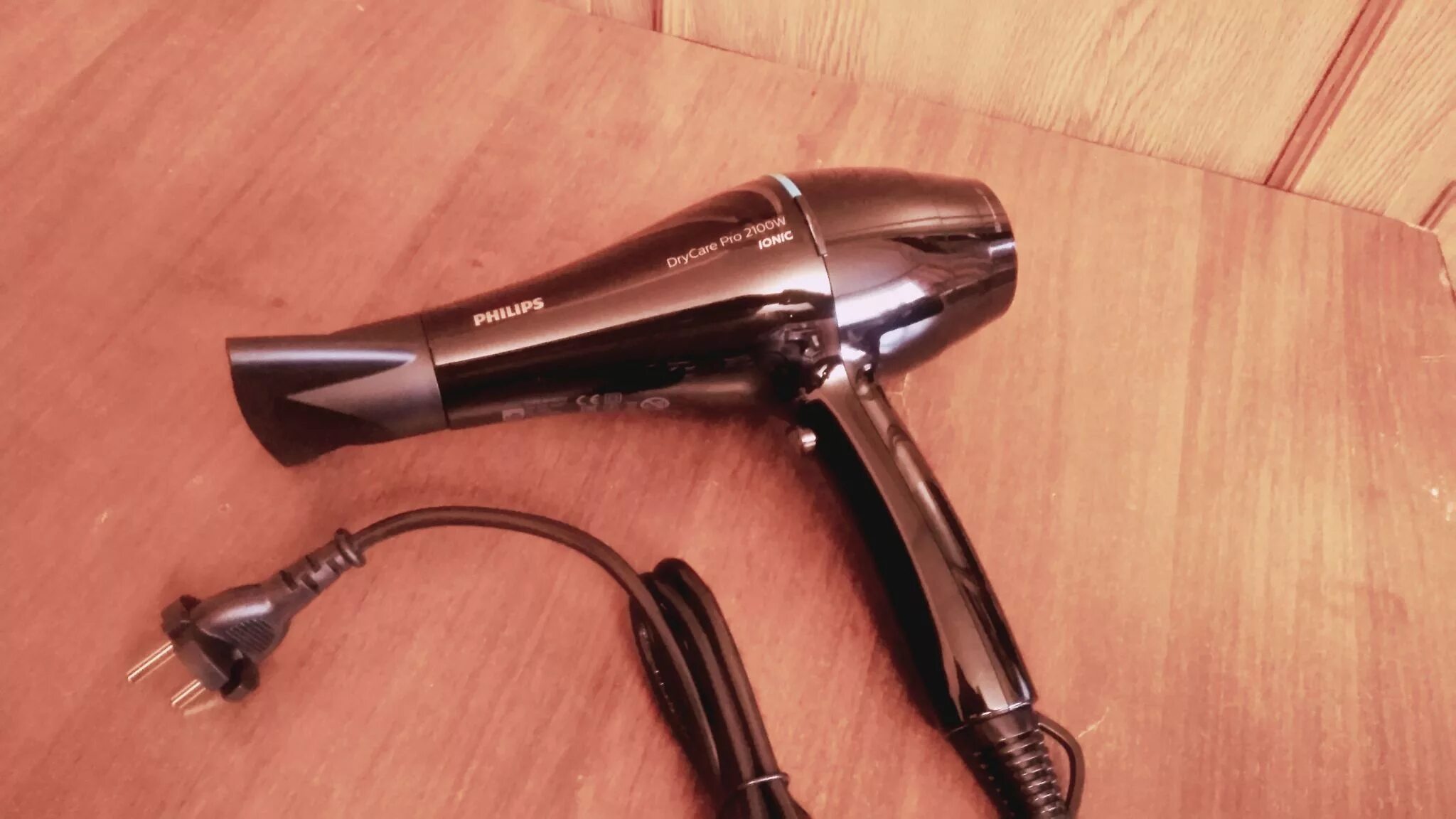 Фен dry. Philips фен bhd27200 philips. philips drycare bhd27200 насадки. фен филипс bhd 29010. фен philips bhd340 (bhd34010).