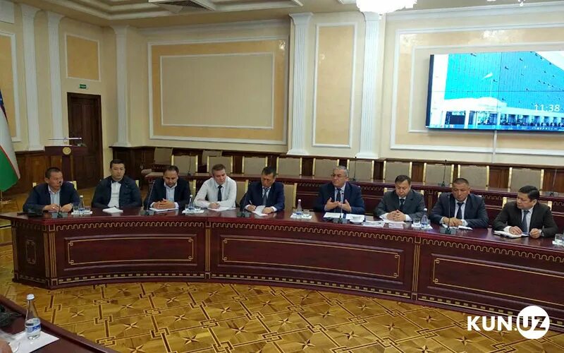 Узбекистан ташкент олий мажлис. Уз олий. Ильхом закирович олий мажлис. Узбекистан ахборот. Парламент республики узбекистан олий мажлис.