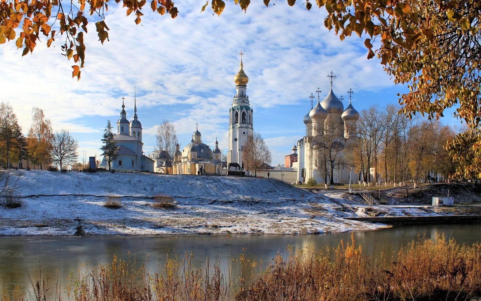 Вологда Череповец Соборная горка. Храм на Соборной Горке Вологда. Соборная горка Вологда зима. Вологда Соборная горка осенью.