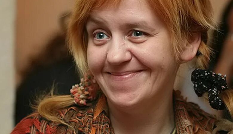 Макс фрай хроники ехо обложки. Макс фрай писательница фото. Макс фрай мартынчик. Макс фрай кто это на самом. Макс фрай кто это на самом.