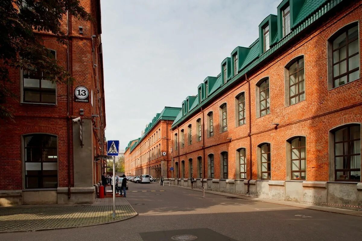 Бц новоспасский. БЦ Новоспасский Дербеневская. БЦ Новоспасский двор Дербеневская наб 7. Павелецкая БЦ Новоспасский. Дербеневская набережная 7 БЦ.