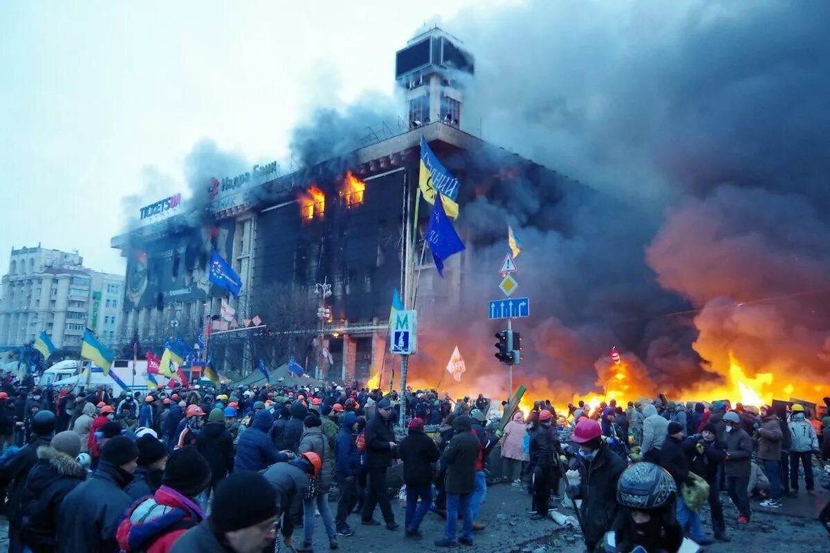 Майдан 2014 кратко и понятно. Майдан 2014 года на Украине. Политический кризис на Украине 2014. Переворот в Украине 2014 Майдан.