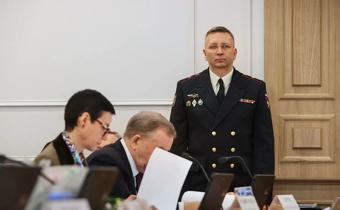 Найду алексея. Найду алексея. Найду алексея. Алексея найду. Найду алексея.