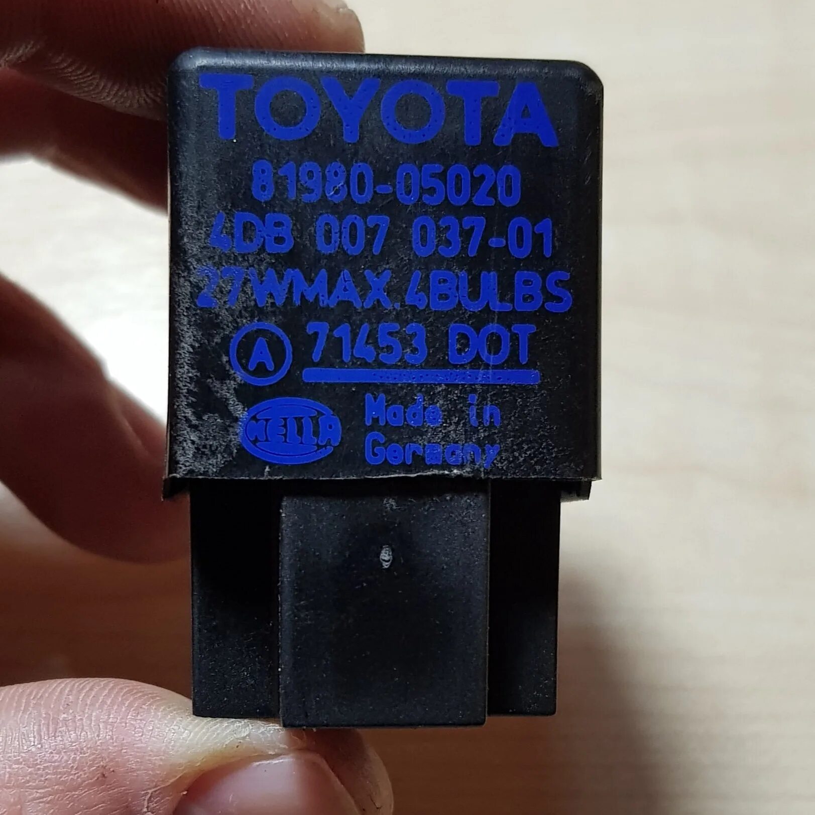 Тойота королла реле поворотов где находится Предохранители и реле Toyota Corolla Spacio Блоки предохранителей