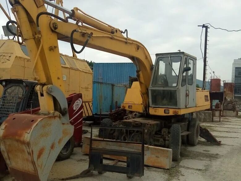 Hitachi zx140-3. Экскаватор колесный umg e170w. Экскаватор umg e185w. Jcb 160 колесный экскаватор. Колесный экскаватор б у.