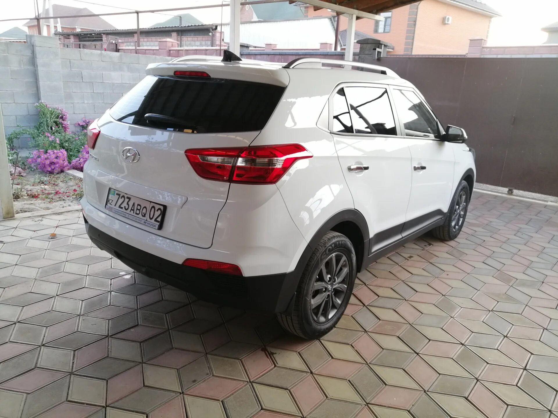 Hyundai creta 19. Hyundai Creta 2021 белая. Hyundai Creta 2. Hyundai Creta 2021 белая с черной крышей. Hyundai Creta 2021 тонировка.