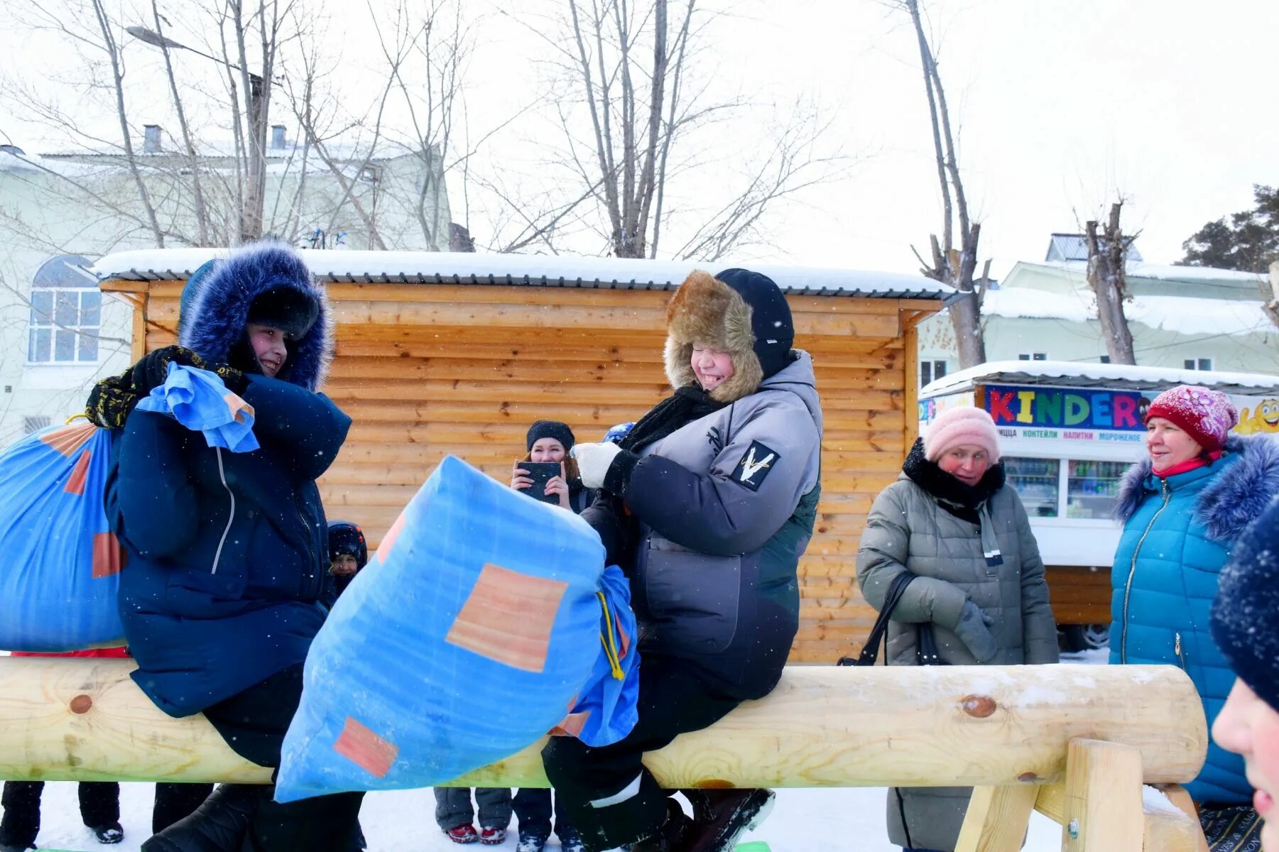 Масленица Южноуральск. Снежинск Масленица. Масленицу встречаем зиму провожаем картинки. Масленица в Южноуральске в школе искусств. Масленица в южноуральске