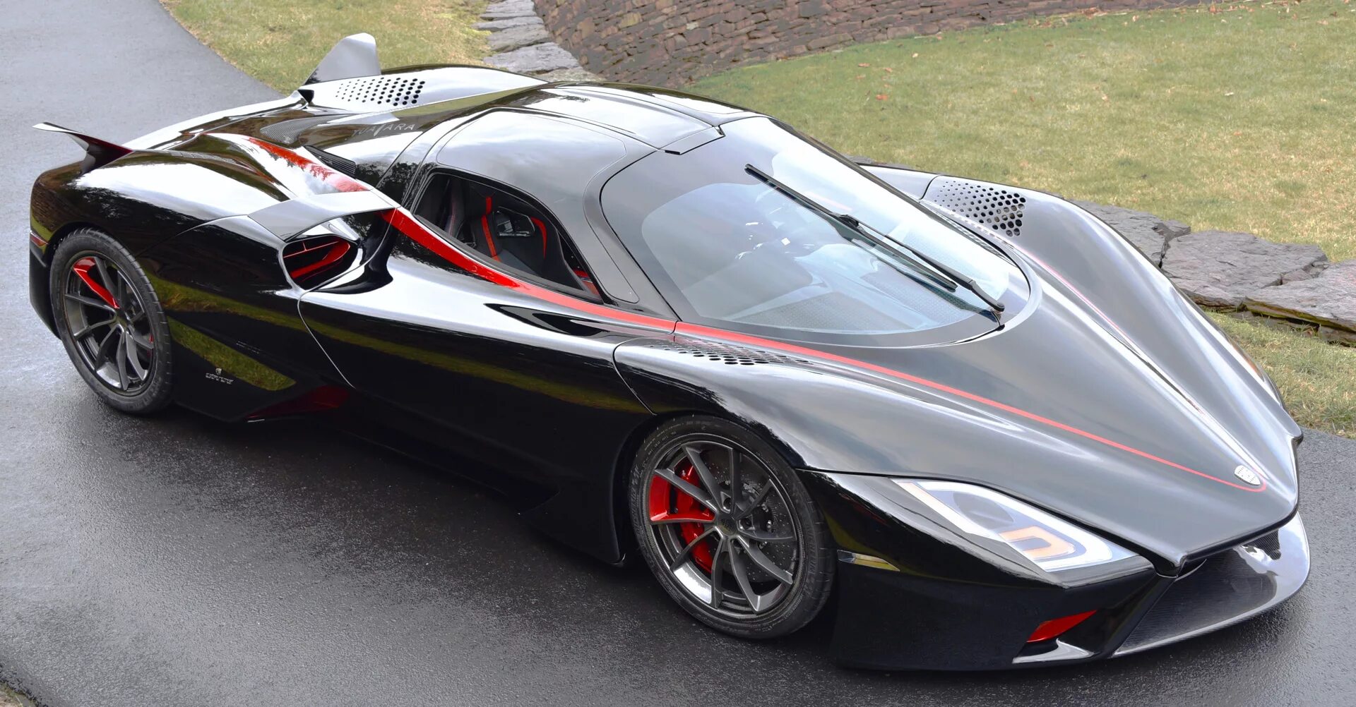 Быстрые серийные машины. Tuatara машина. SSC Tuatara. Кенигсегг туатара. SSC Tuatara 2020.