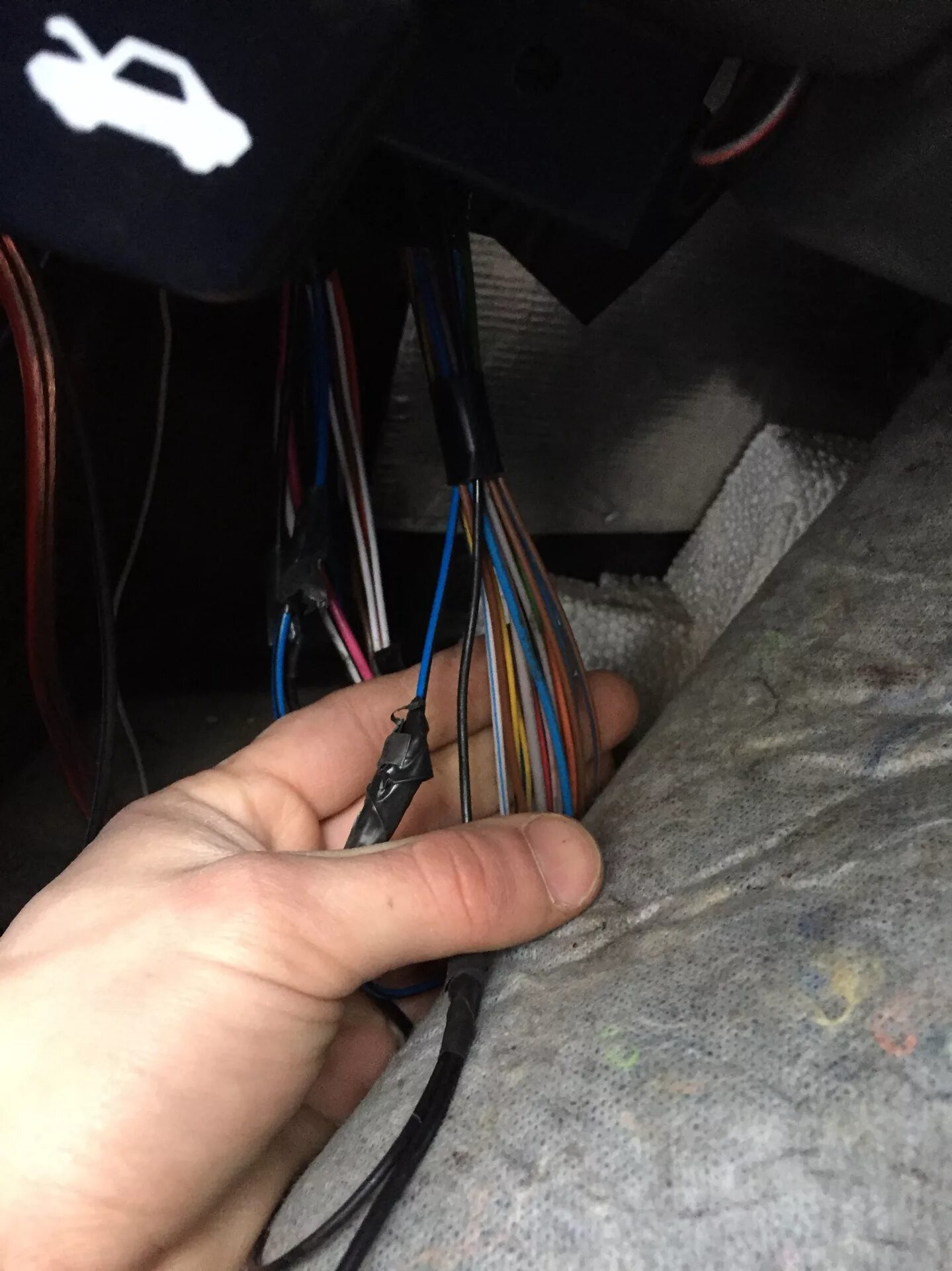 Провода на поворотники лада приора. Шевроле лачетти 1. Провода на поворотники. Провода на поворотники. Разъем поворотника шевроле лачетти.