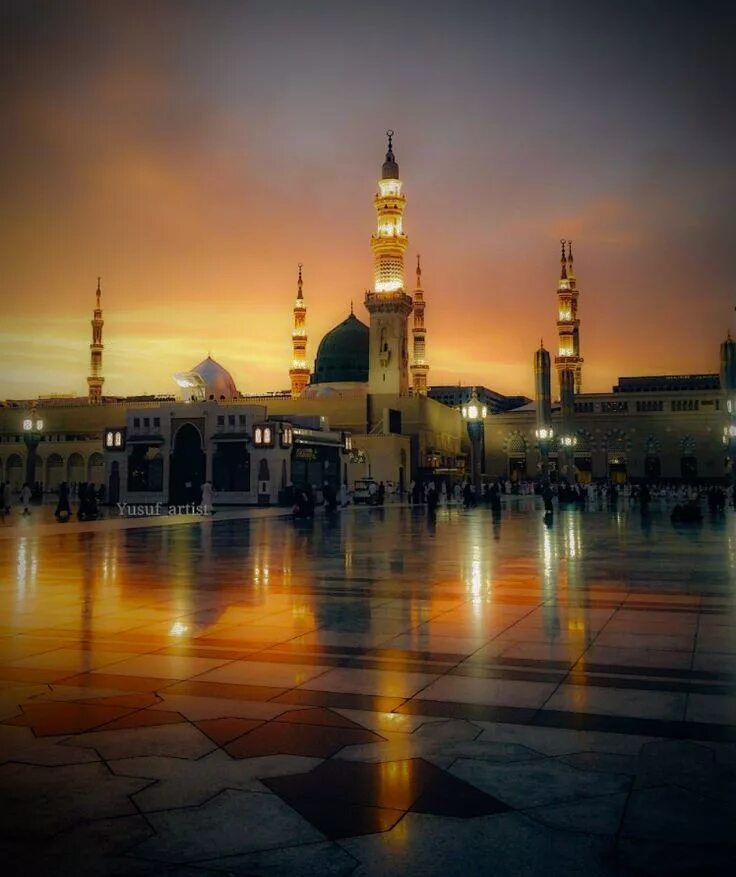 Город мекка и медина. Мечеть Медина Саудовская Аравия. Мечеть Амберийе Саудовская Аравия. Мечети Мекки и Медины.