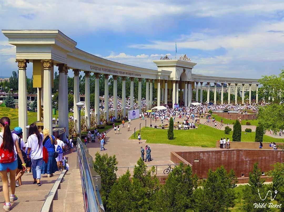 Парк имени первого президента республики казахстан (алма-ата). Парк 1 президента в алматы. Центральный государственный музей республики казахстан. Куда сходить в алматы. Куда сходить в алматы.