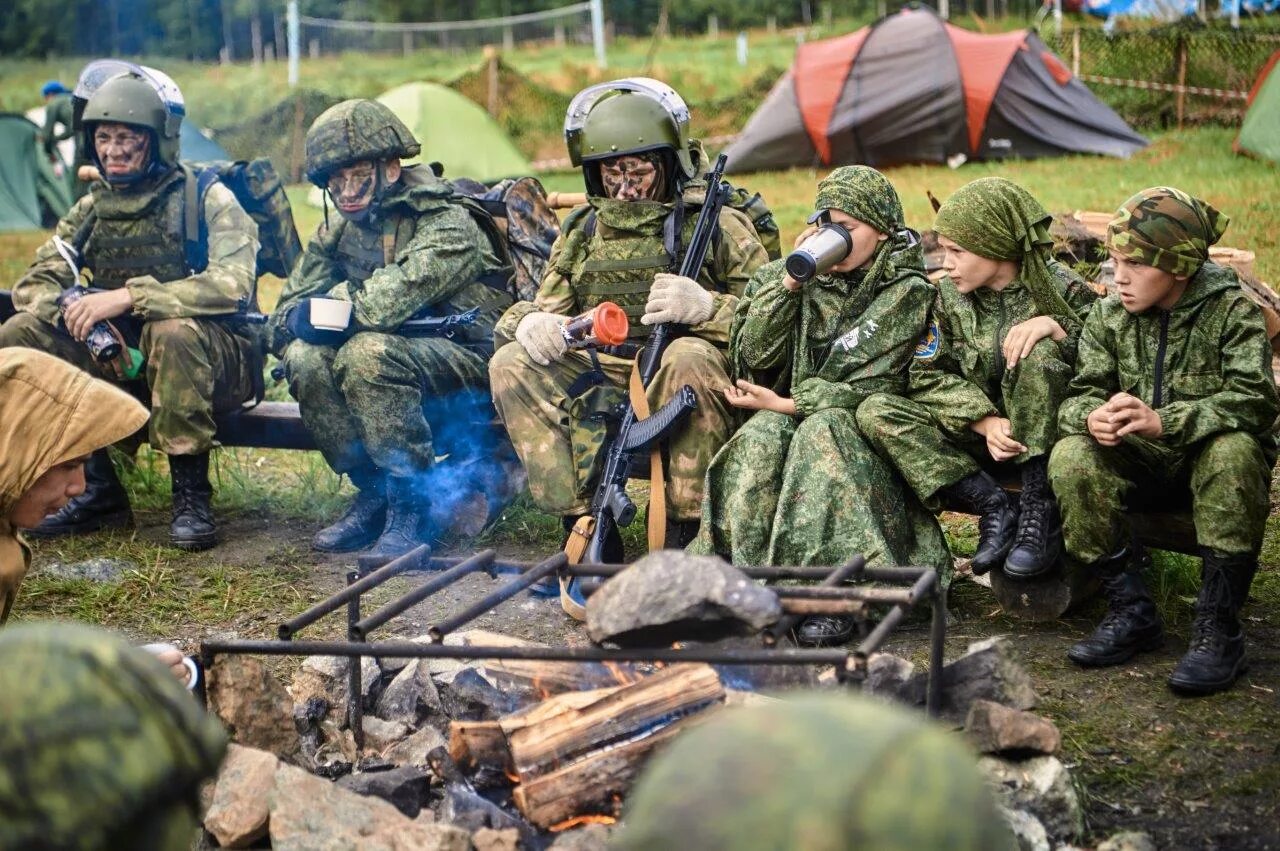 Место сбора военных. Военно патриотические сборы. Чечня полевой лагерь. Патриот военные сборы. Полевой лагерь Свердловская область.