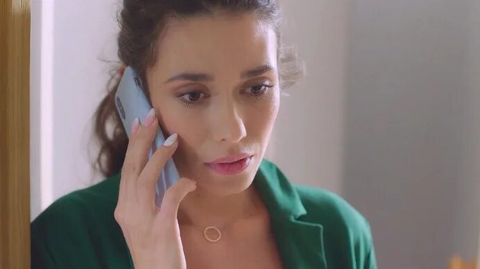 Смешной и серьезная: новосибирские актеры сыграли в комедийном сериале "Иванько"