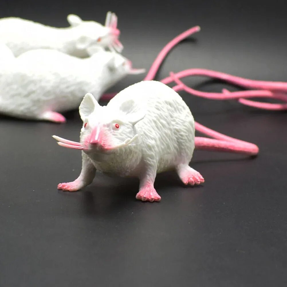 Искусственные мыши. Игрушка мышка. Игрушки для крысок. Резиновая крыса игрушка. Мышь силиконовая игрушка.
