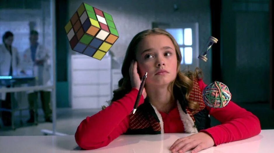 Эбби доннелли просто добавь магии. Энни 2014. Энни мюзикл 2014. Unaccompanied minors (2006). Роуэн бланчард дети шпионов.