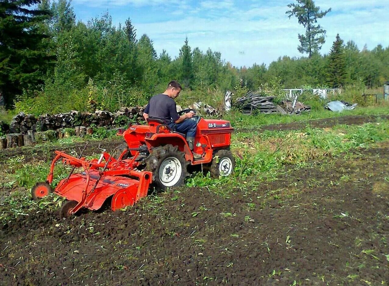 Вспашка фрезами мотоблоком