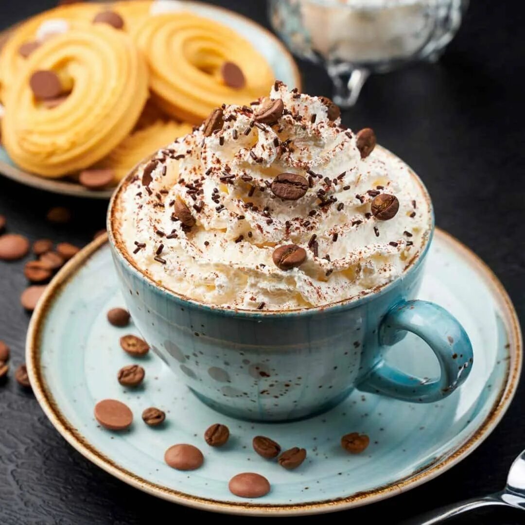 Einspänner Local Coffee (Beverage) From Vienna, Austria TasteAtlas