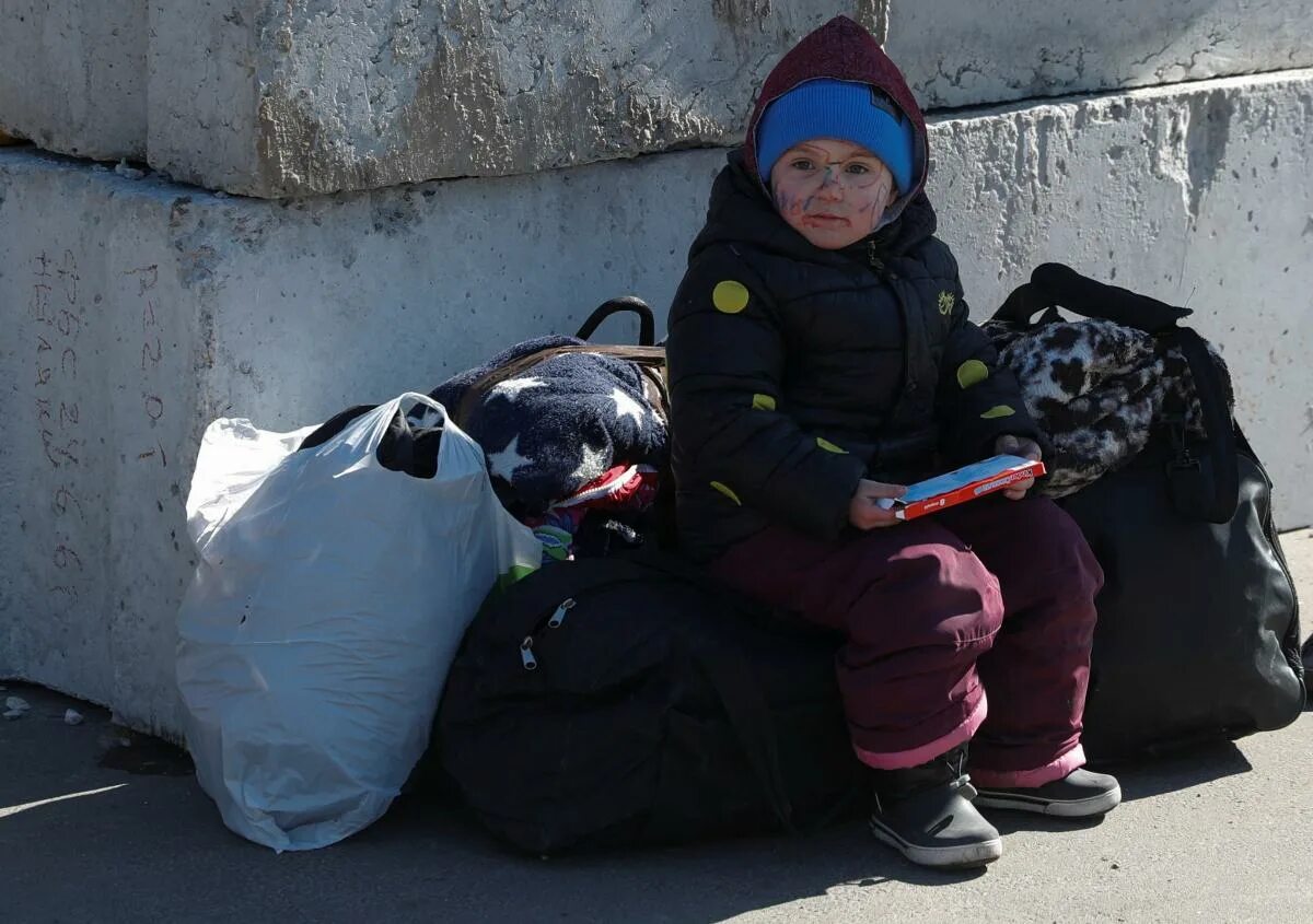 Дети пострадавшие на Украине.