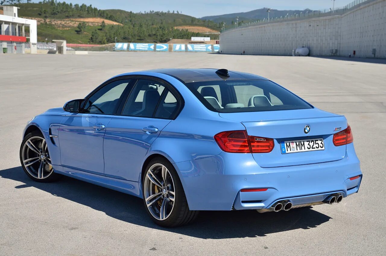 M3ga nh