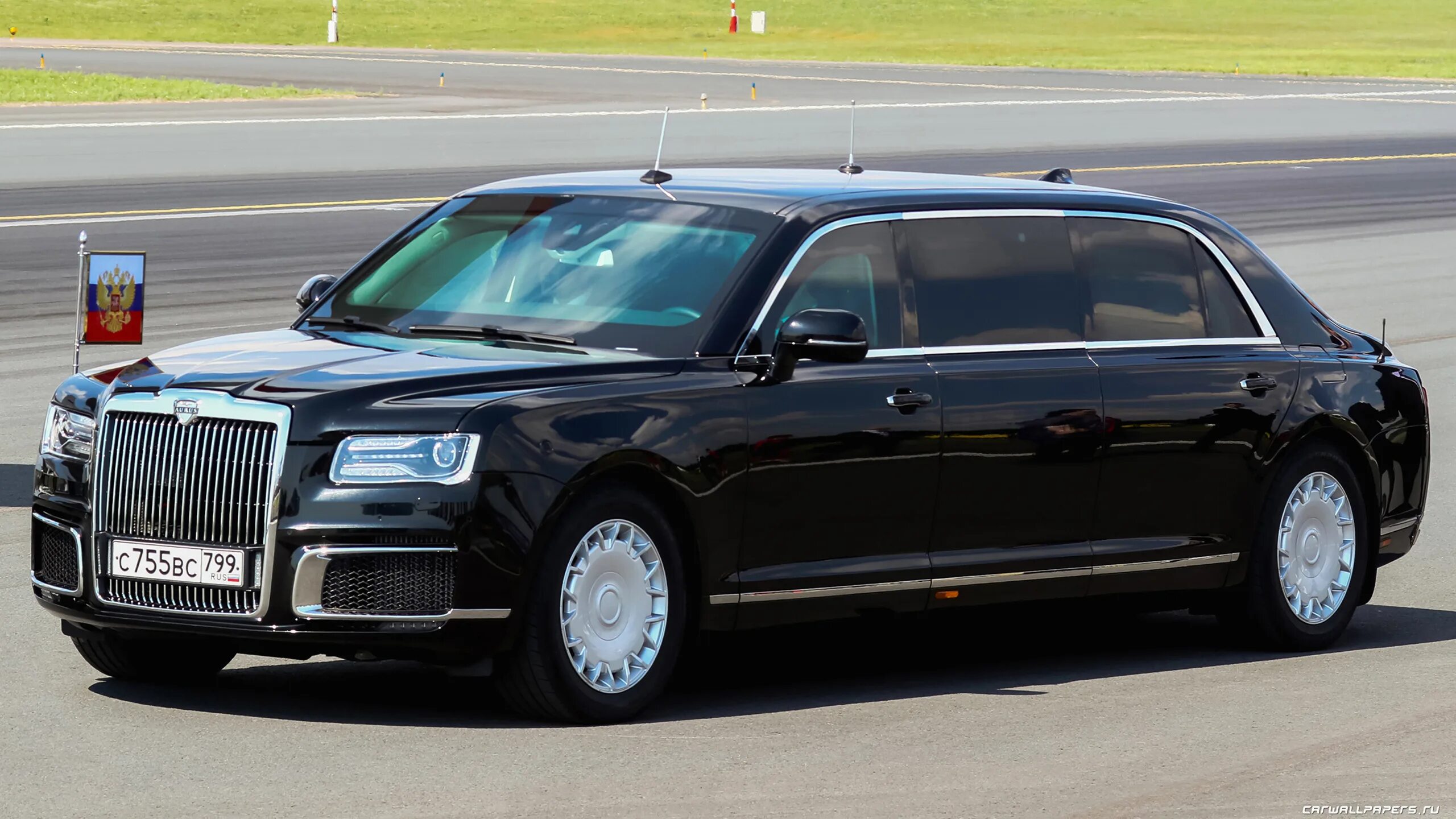 Аурус" l700.. Аурус Сенат. Седан Aurus Senat. Лимузин Aurus Senat Limousine. Сколько стоит в россии автомобиль аурус