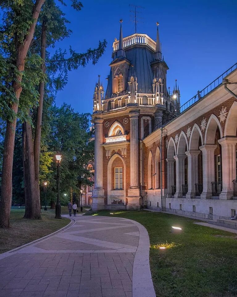 Город царицыно московская область. Парк Царицыно. Царицыно в Москве. Царицыно фото. Царицыно вечером.