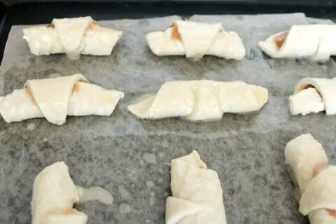Слойка из слоеного теста без начинки