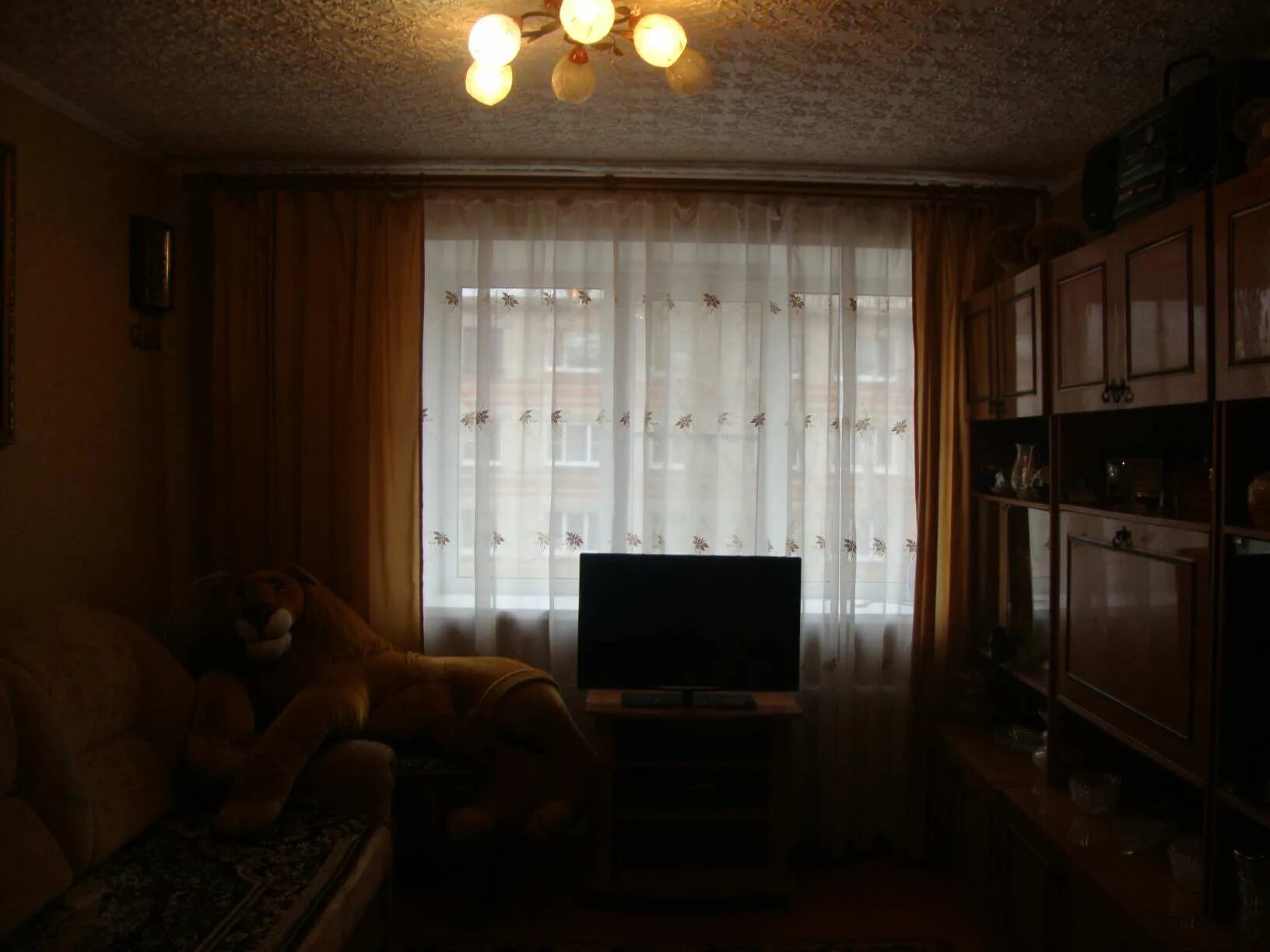 кухня в маленькой комнате общежития. победа гостинка. комната студия в общежитии. красивые малосемейки. победа гостинка.