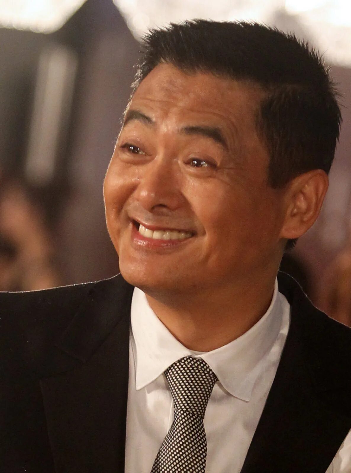 Китайский актёр чоу юнь-фат. Чоу юнь фатом. Китайский актёр чоу юнь-фат в молодости. Чоу юнь-фат 2023. Чоу юнь фатом.