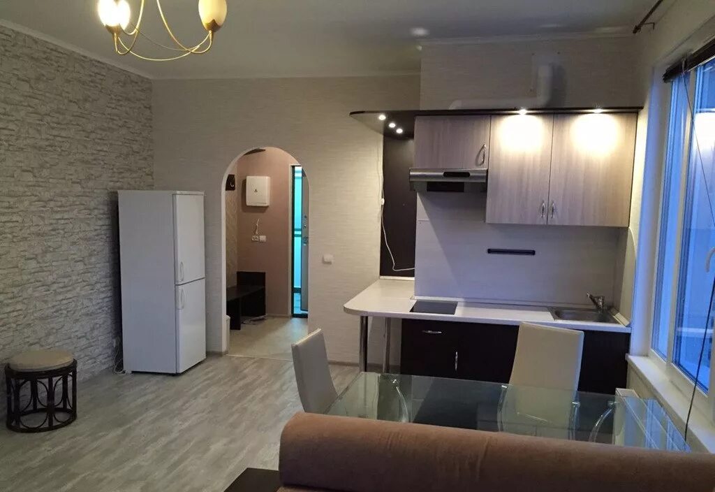 Ремонт гостинки. Малогабаритка студия в северодвинске. Смоленская, 10 однокомнатная квартира , 7/9. Снять квартиру студию иркутск на длительный. Квартира.