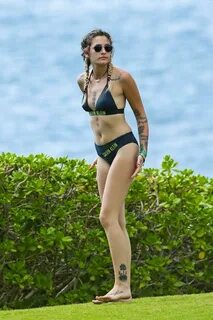 Paris Jackson in Bikini - Hawaii 12/26/2017.