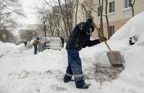 Космонавтов нет снегопад