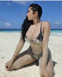 Aditi Mistry Nude Leaked (3 Videos + 94 Photos) .