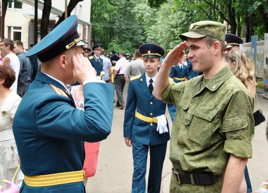 Отношение офицеров к солдатам