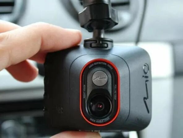 Обзор видеорегистратора mio mivue. Видеорегистратор mio mivue c319. mio mivue c328. mio c550 видеорегистратор. mio mivue c550.