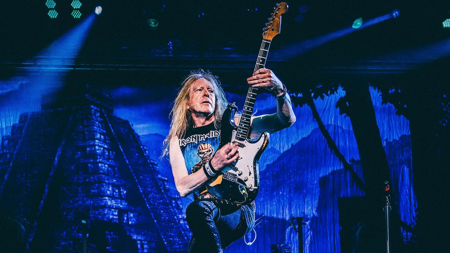 Айрон мейден группа айрон. Группа айрон мейден. Группа iron maiden 2021. Iron maiden лучшие песни. Iron maiden лучшие песни.