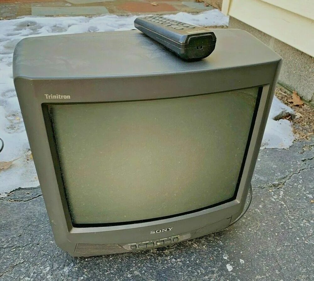 Ремонт телевизора sony trinitron. Trinitron Sony KV 27. Sony Trinitron KV-1310. Sony Trinitron CRT TV. Телевизор Sony Wega Trinitron.