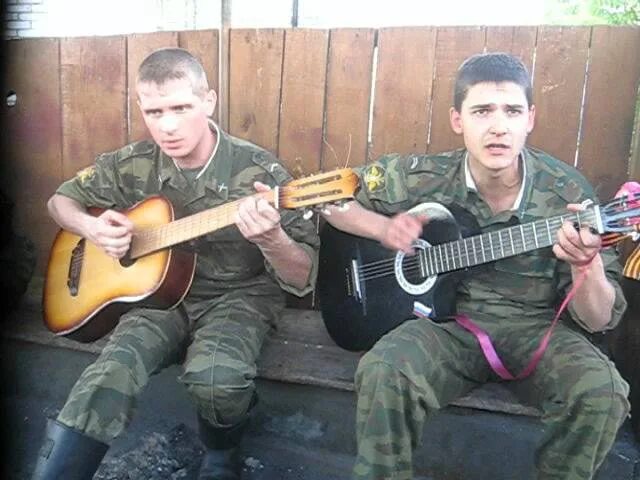Станем солдатами песня