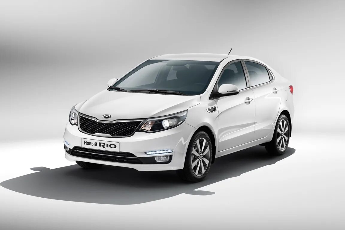 Кия. Машина kia rio 2015. Kia rio 2015. Киа спортейдж 2011-2013. Киа спортейдж 2013.