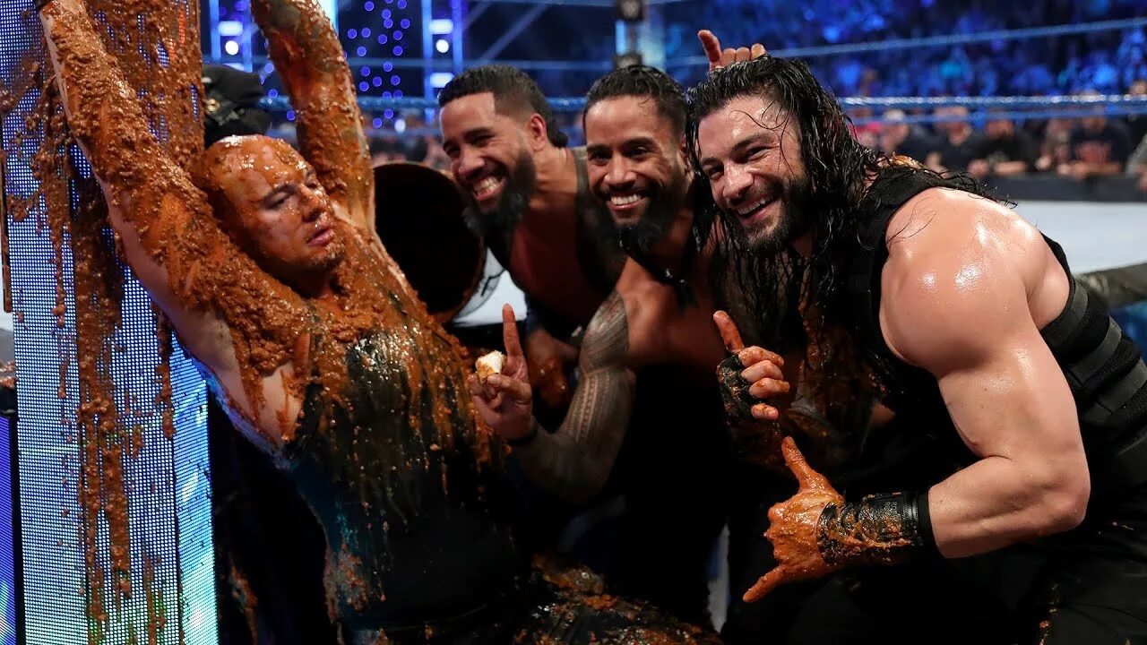 Драг реслинг. Реслинг wwe smackdown. гробовщик wwe 2025. braun strowman 2025. wwe бойцы 2005.