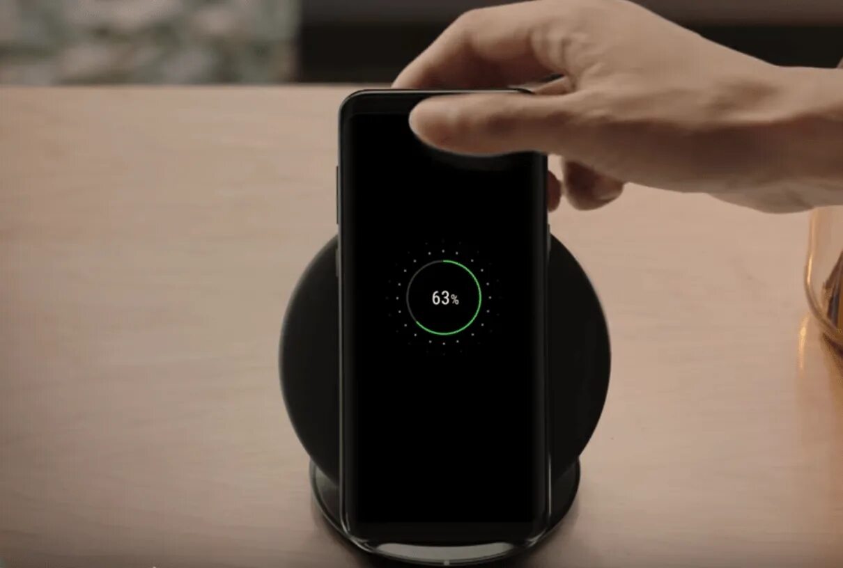 Samsung s8 зарядка. Беспроводная зарядка самсунг s8. Samsung Galaxy s8 беспроводная зарядка. Samsung Galaxy s9 беспроводная зарядка. Samsung s8 Plus беспроводная зарядка.