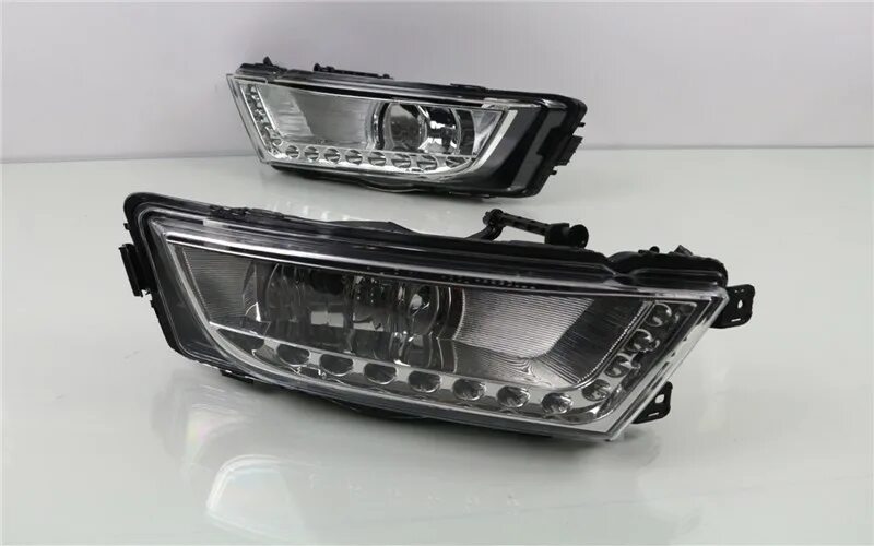 Птф шкода суперб. Led птф octavia a7.