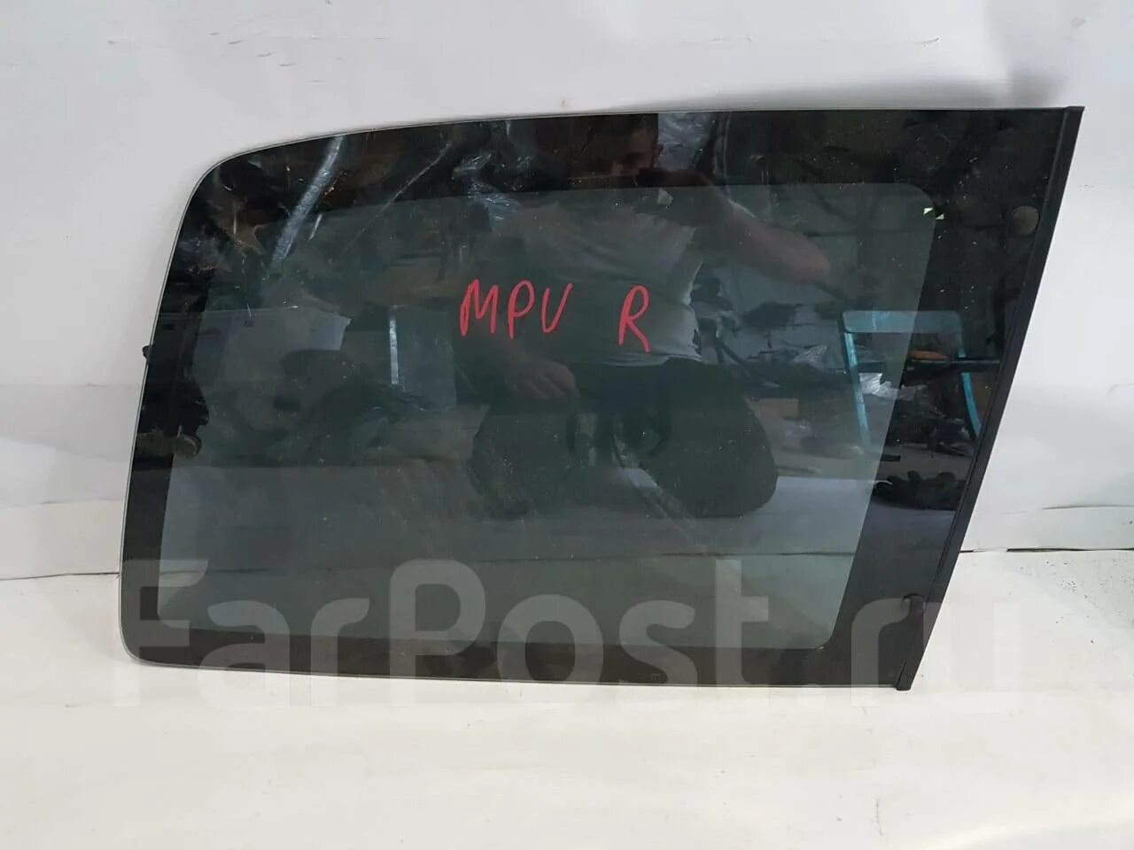 Лобовое стекло на мазда мпв 2002. Accent-2000 lfw/x. Дефлектор лобового стекла мазда мпв 1996. Стекло лобовое mazda mpv. Замена заднего стекла мазда капелла.