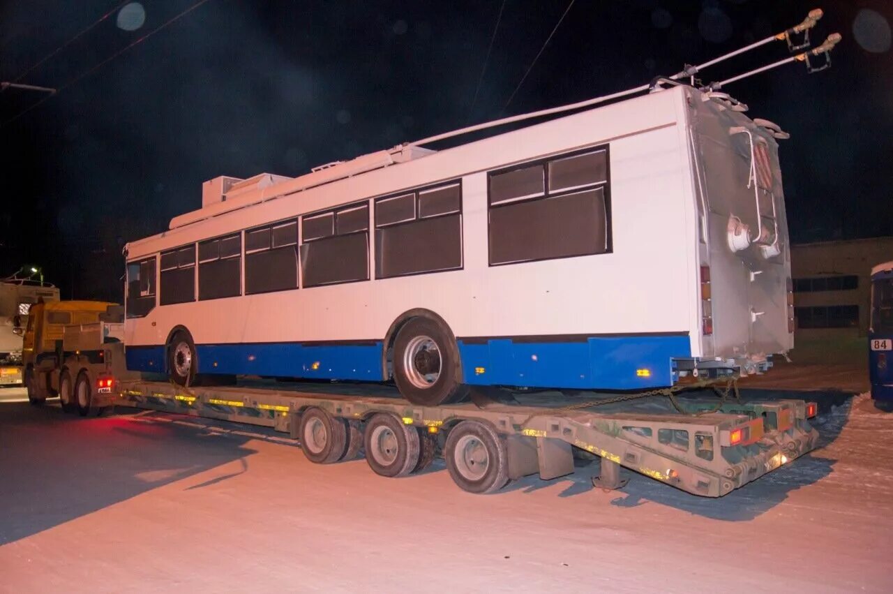 Тролза 6020. Пассажирский автопоезд Тролза-6020. Автобус перевозки.