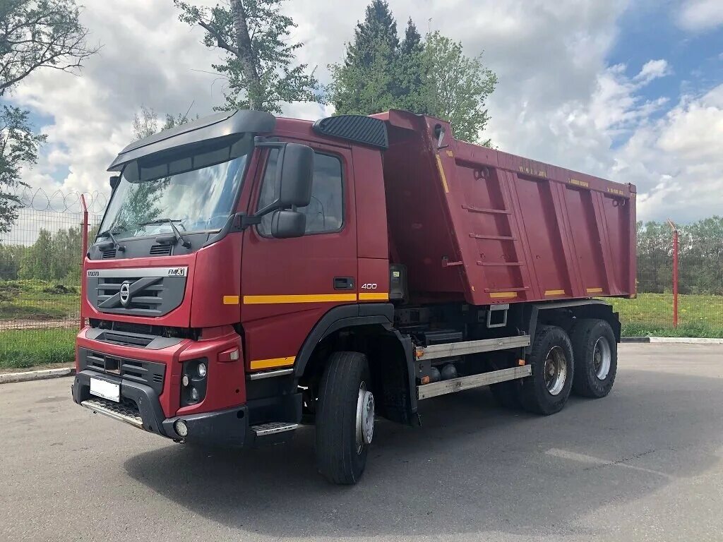 Shacman вездеход. Собственный парк самосвалов. Самосвал камаз 65801-001-68(t5). Самосвал вольво прицеп аварии. Шакман х3000 самосвал.