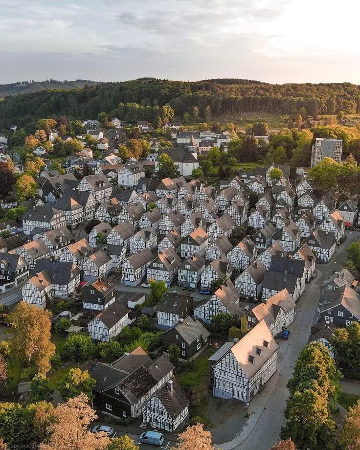 Favorite village. Северный Рейн-Вестфалия. Фройденберг Германия. Вестфалия Германия. Нордрейн Вестфален Германия.