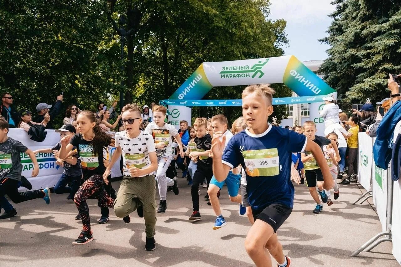 Около 2 тыс. ставропольцев поучаствовали в 10-м юбилейном Зелёном марафоне АиФ С