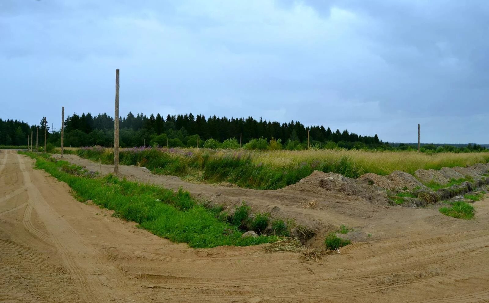 Деревня палихово серпуховский район. Домик в поле. Деревня кучепалда. Участки для льготников. Грунт деревня.